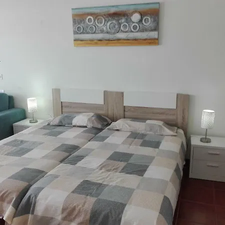 Tarik Sea View * Портиман